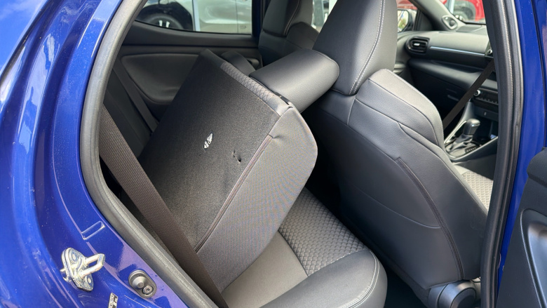 Toyota Yaris 1.5 Hybrid Dynamic 5dr CVT Hybrid Hatchback